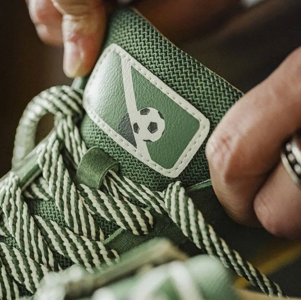 Moss Court – Men’s Casual Sneakers in German Vintage