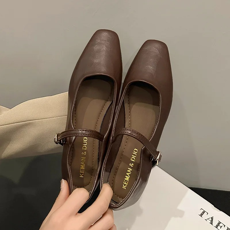 Éclat Charlotte – Elegant Square-Toe Mary Janes