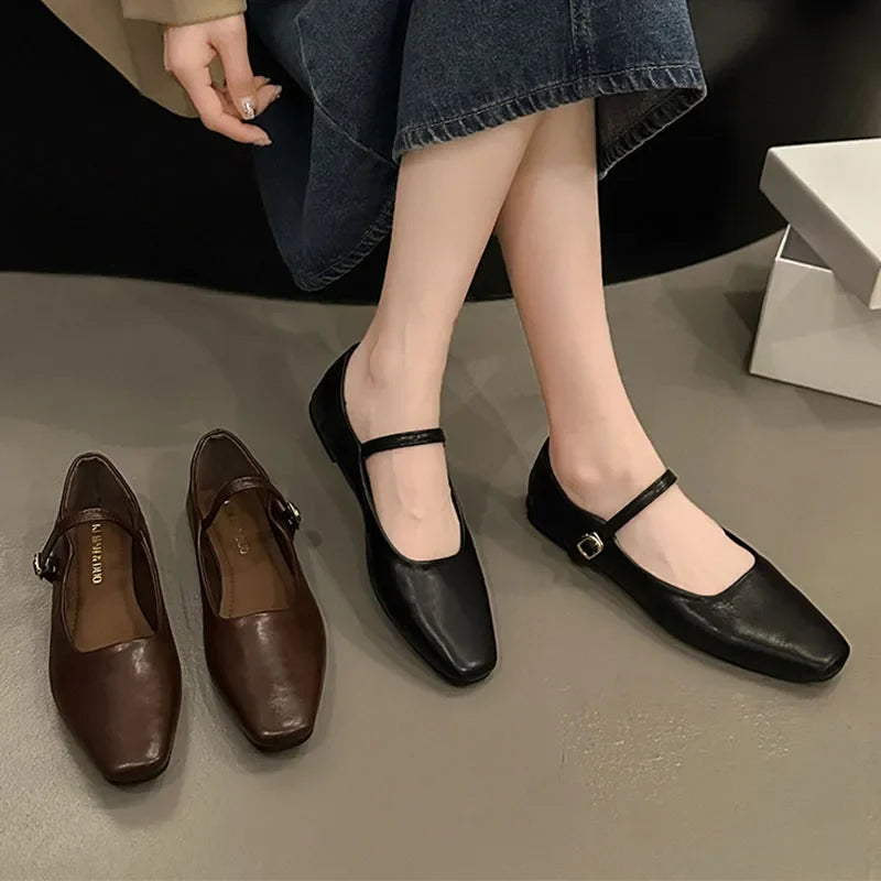 Éclat Charlotte – Elegant Square-Toe Mary Janes