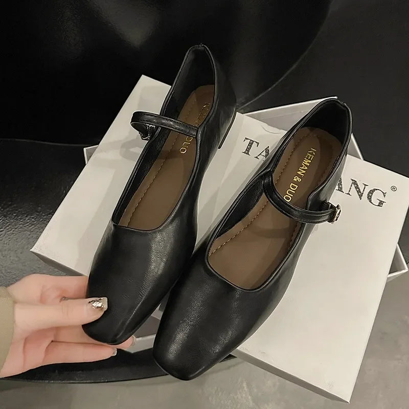 Éclat Charlotte – Elegant Square-Toe Mary Janes