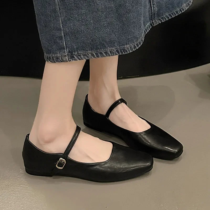 Éclat Charlotte – Elegant Square-Toe Mary Janes