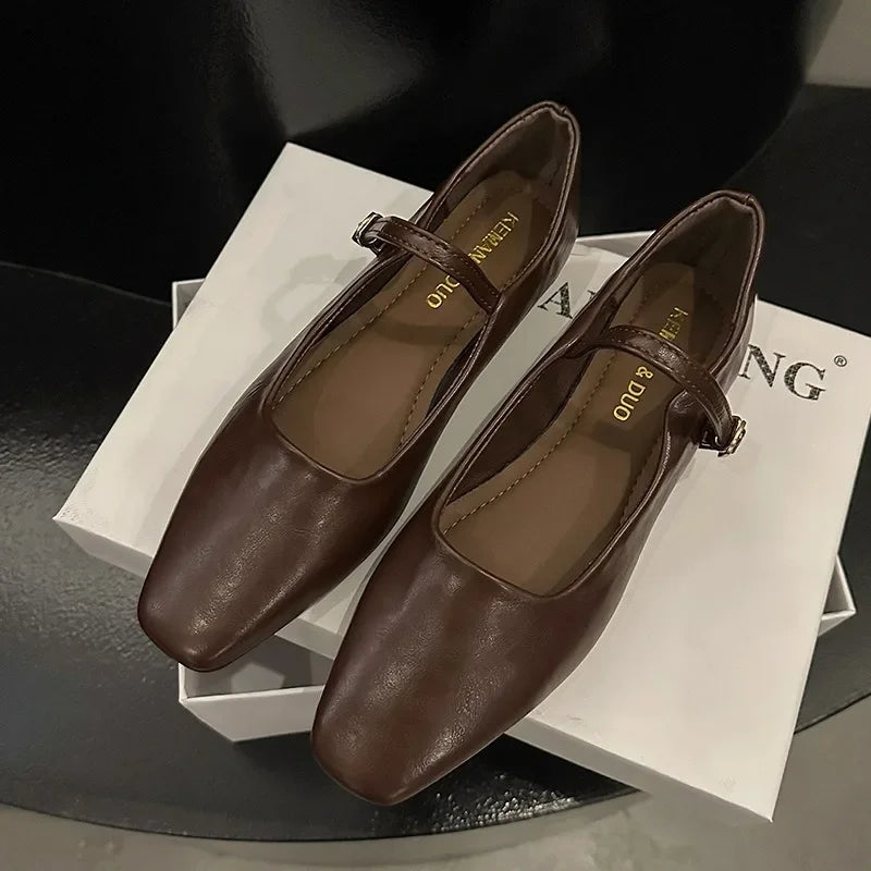 Éclat Charlotte – Elegant Square-Toe Mary Janes