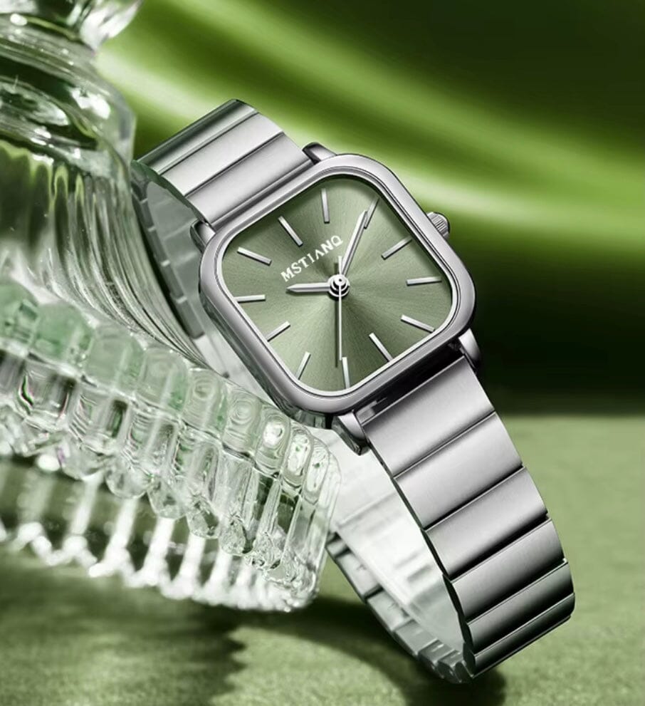 Astrévia – Classic Feminine Watch Astrévia – Classic Feminine Watch Shoes Field