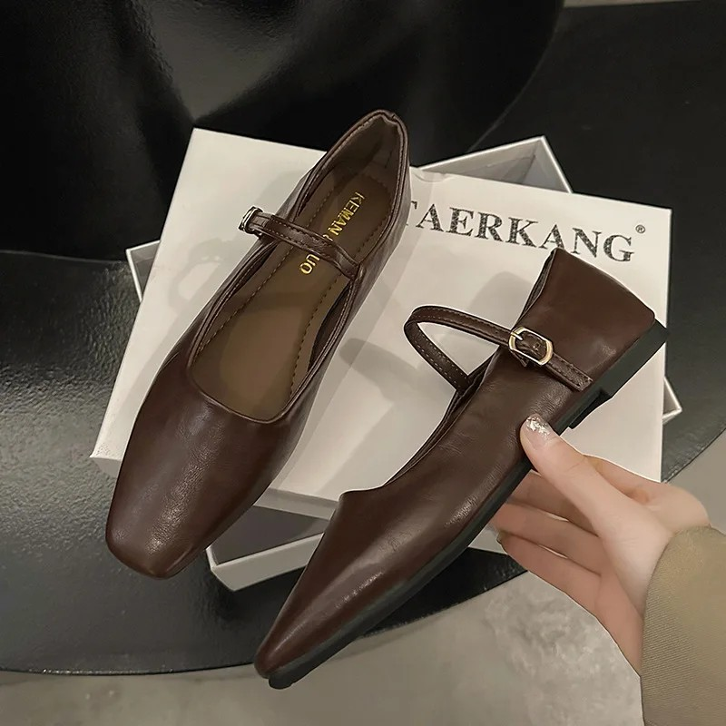 Éclat Charlotte – Elegant Square-Toe Mary Janes
