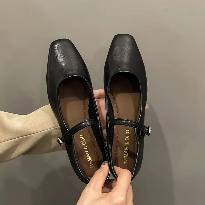 Éclat Charlotte – Elegant Square-Toe Mary Janes