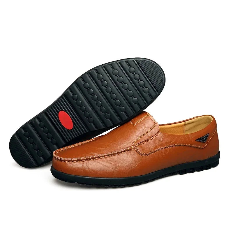 man shoes Genuine Leather Men Casual Shoes Brand 2023 Mens Breathable Slip on Black Driving Shoes Plus Size 37-46 Shoes Field
