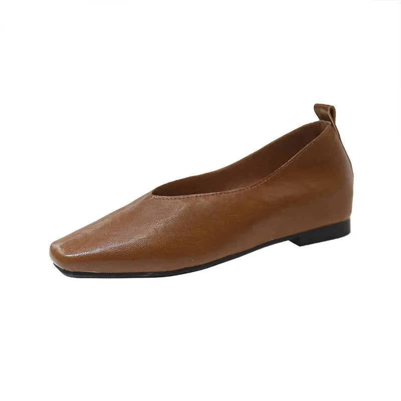 Sole Chérie – Elegant Women's Leather Flat Shoes Field