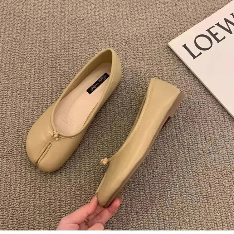 TabiCharm – Women's Split-Toe Flats TabiCharm – Women's Split-Toe Flats Shoes Field Light Yellow US 5 / UK-AU 3 / EU 35