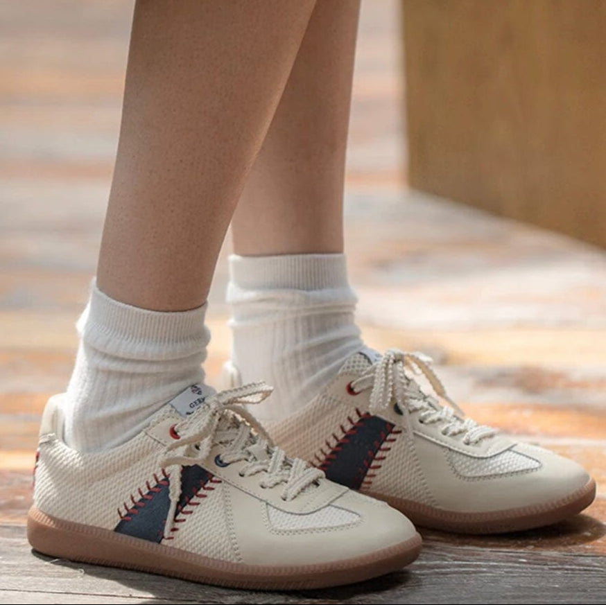 VibeStriker – Men’s Casual Sneakers Vintage Style Shoes Field