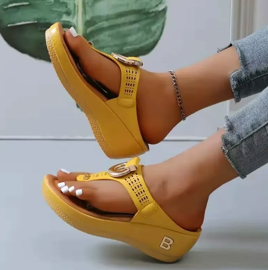 Women's Summer Breeze Sandals Women's Summer Breeze Sandals Shoes Field