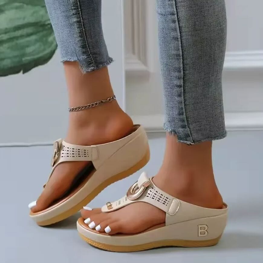 Women's Summer Breeze Sandals Women's Summer Breeze Sandals Shoes Field