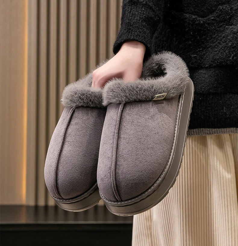 SnugHaven – Plush Comfort Winter Slippers