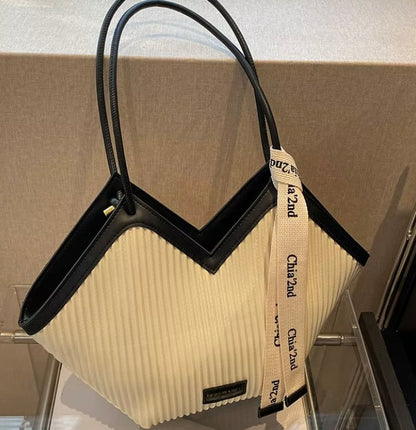 Noyelle – Modern and Elegant Leather Bag