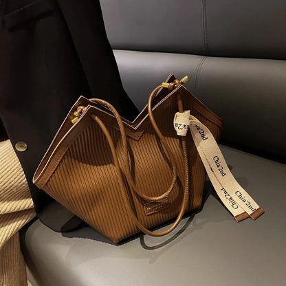 Noyelle – Modern and Elegant Leather Bag