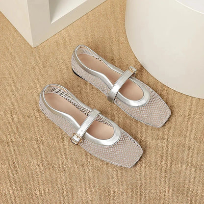 Evelisse Charm - Elegant Flats with a Retro Touch Evelisse Charm - Elegant Flats with a Retro Touch Shoes Field 
