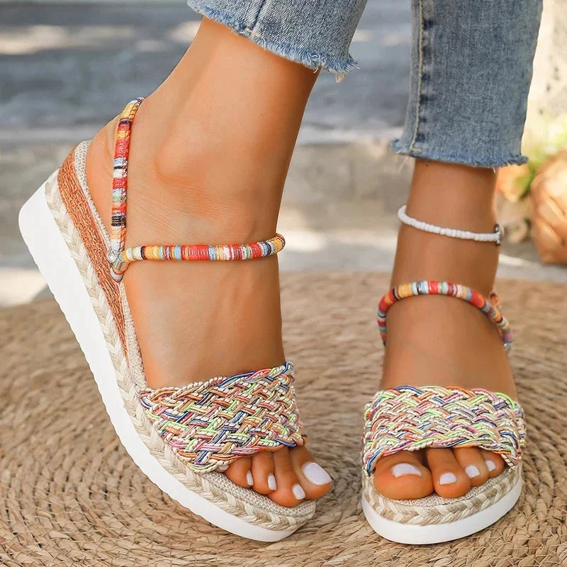 Isla Solynah — Wedge Heel Platform Sandals Isla Solynah — Wedge Heel Platform Sandals Shoes Field 