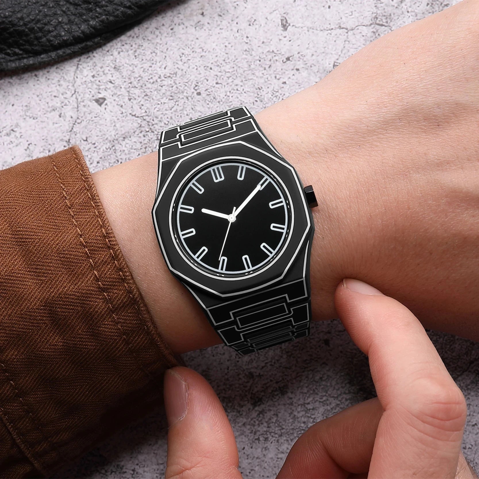 Layen – Classic Elegant Watch Layen – Classic Elegant Watch Shoes Field 