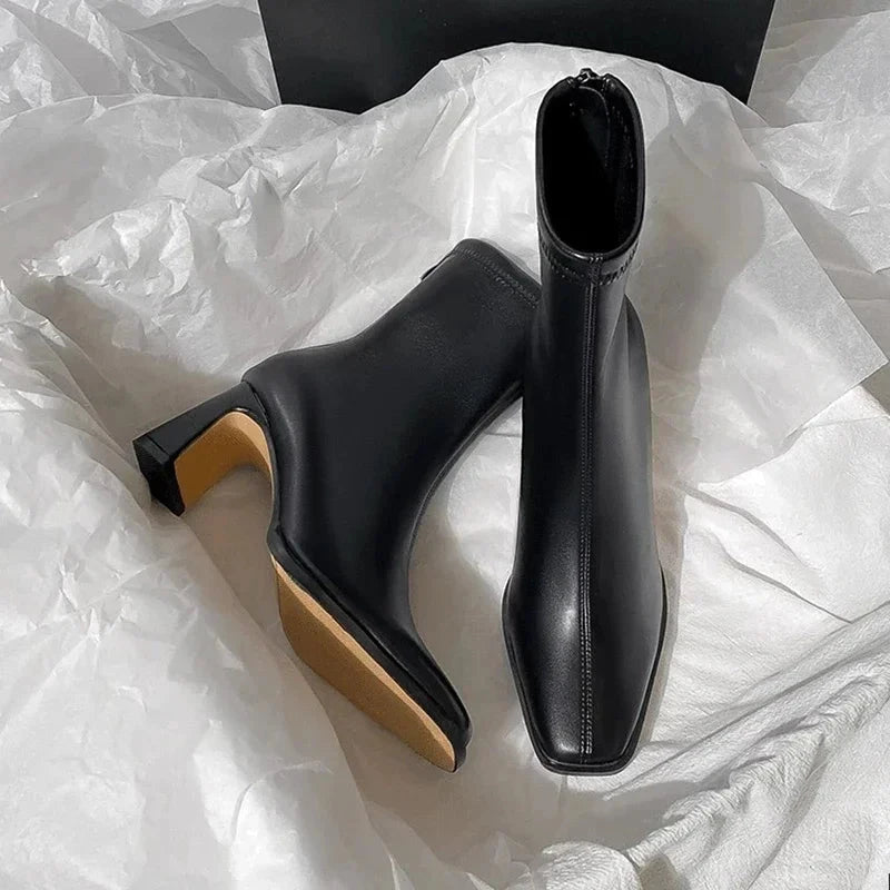 Lune Corvessa – Women’s Retro Elegance Boot Lune Corvessa – Women’s Retro Elegance Boot Shoes Field 