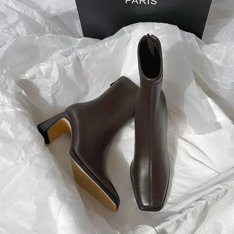 Lune Corvessa – Women’s Retro Elegance Boot Lune Corvessa – Women’s Retro Elegance Boot Shoes Field Brown EU 35 / US 4.5 / UK-AU 2.5 