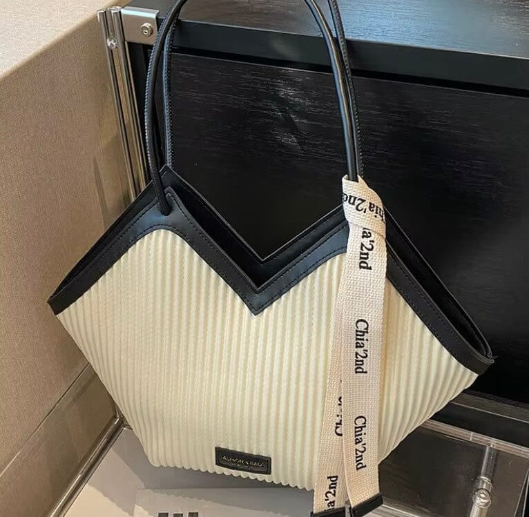 Noyelle – Modern and Elegant Leather Bag Noyelle – Modern and Elegant Leather Bag Shoes Field 