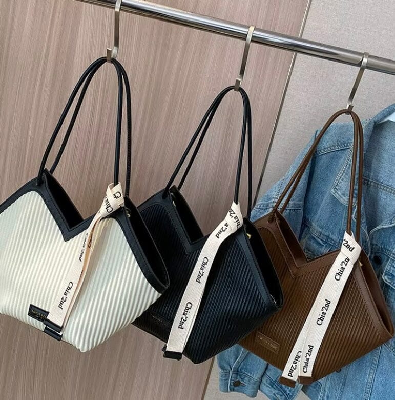 Noyelle – Modern and Elegant Leather Bag Noyelle – Modern and Elegant Leather Bag Shoes Field 