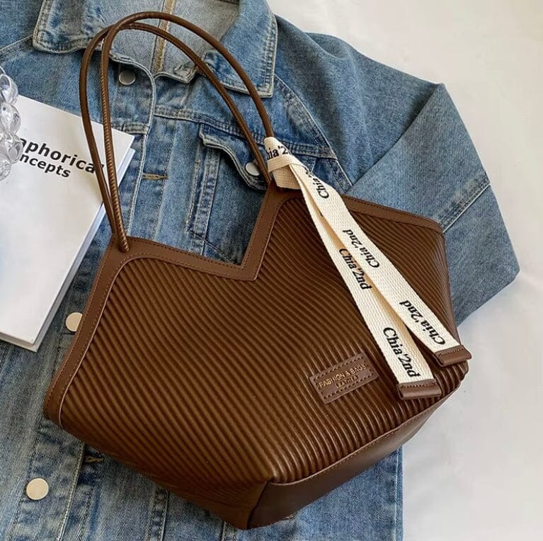 Noyelle – Modern and Elegant Leather Bag Noyelle – Modern and Elegant Leather Bag Shoes Field 