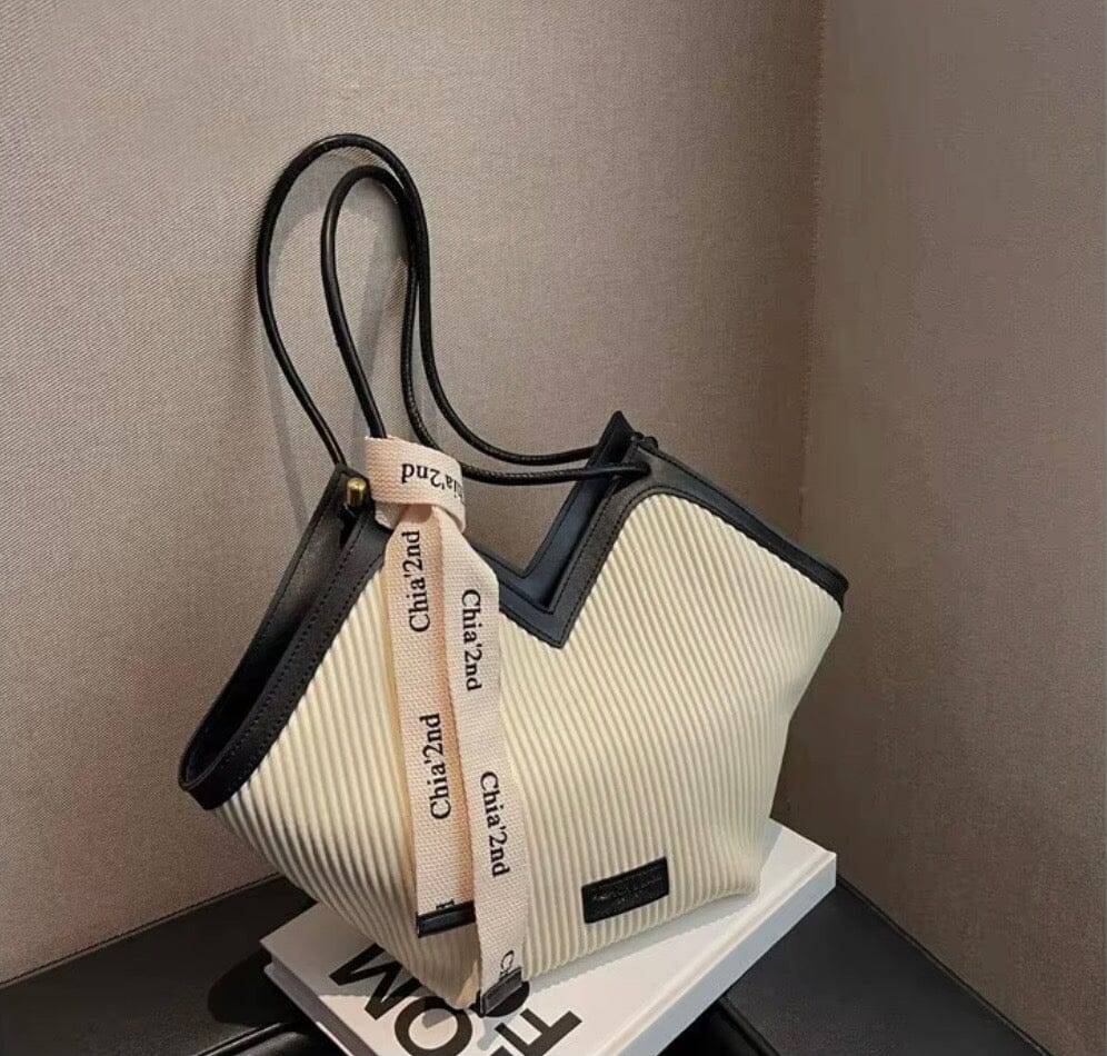 Noyelle – Modern and Elegant Leather Bag Noyelle – Modern and Elegant Leather Bag Shoes Field 