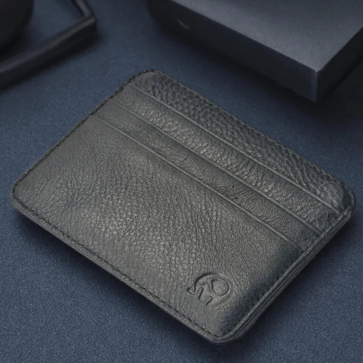 Orizon – Minimalist Leather Wallet NeoStripe – Minimalist Leather Wallet Shoes Field 