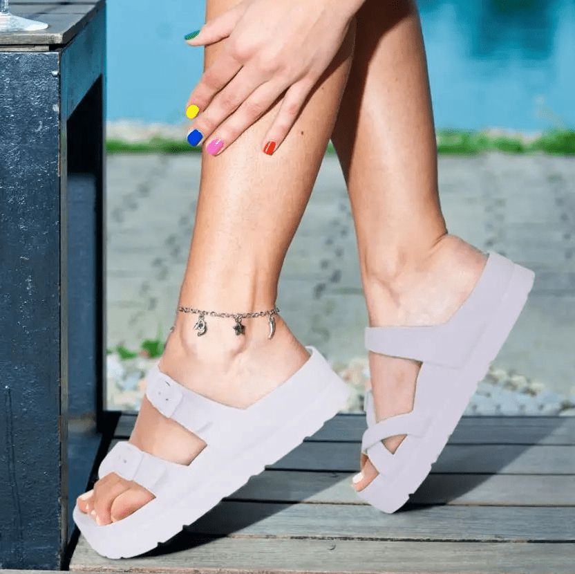 Steplya Lyn – Toe Loop Platform Sandals Steplya Lyn – Toe Loop Platform Sandals Shoes Field 